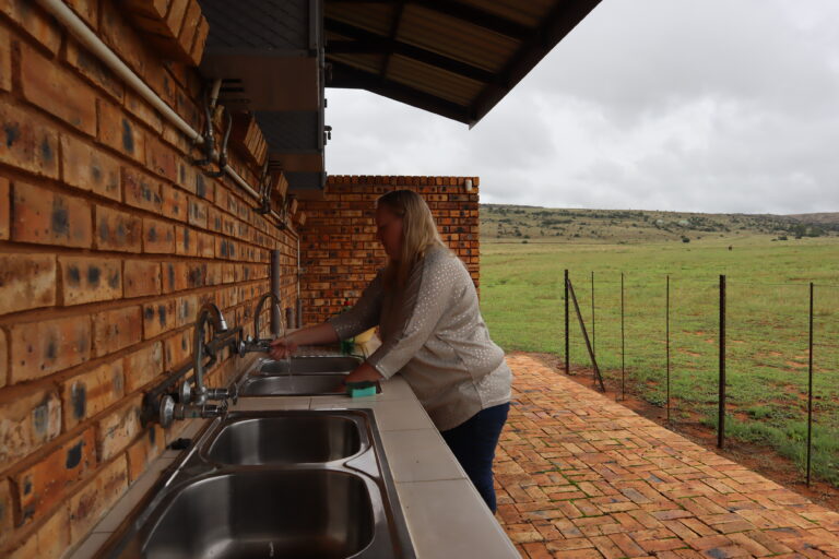 Clean up facilities at Zelpy Fishing and Game Reserve